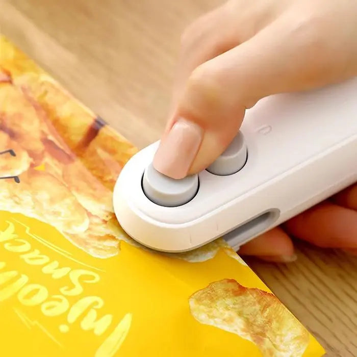 【FaddishDeal】Mini snack bag sealing machine,2 in 1 heat USB rechargeable snack bag selaer,plastic Electric bag sealers, keep food fresh. Portable Sealer Picnics.