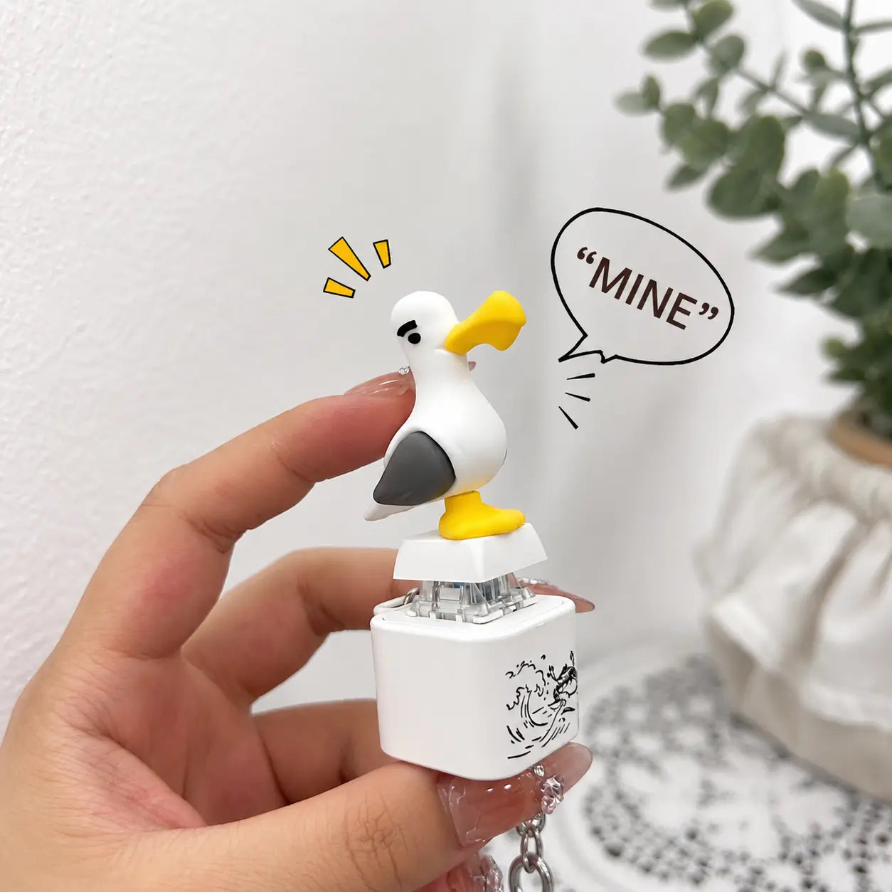 Funny Seagull MINE! Button Keychain-Real Sound & LED Light,Funny Interactive Gift for Friends & Family